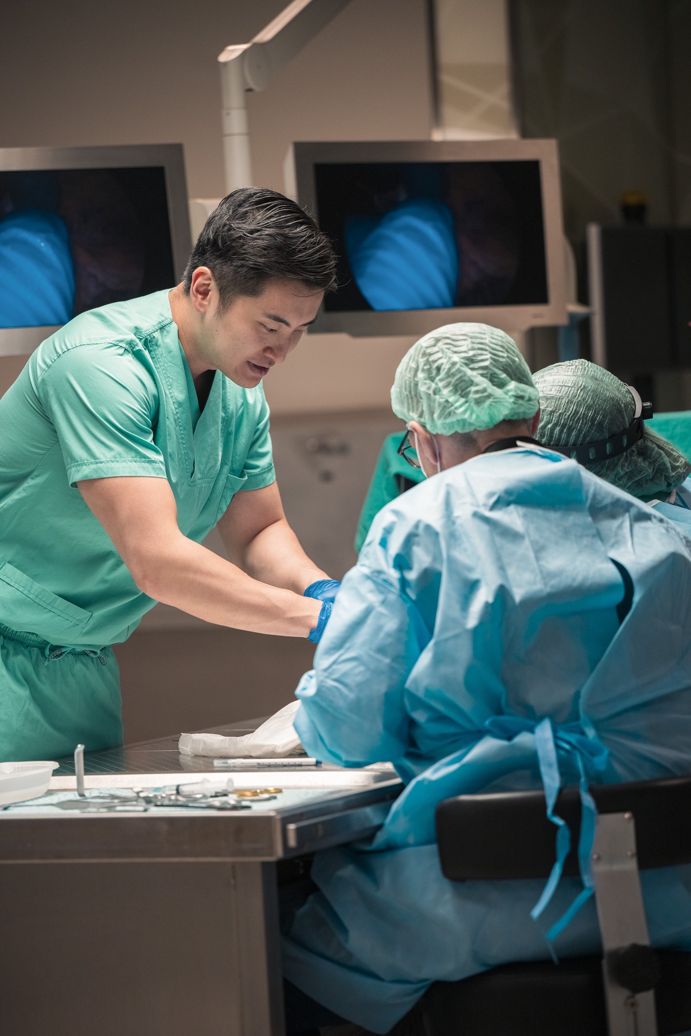Dr. Eiki Takemura — Instrutor de Cirurgia Facial em Istambul